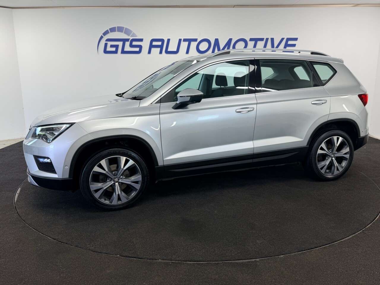A 2019 SEAT ATECA 1.5 TSI EVO SE TECHNOLOGY 150 BHP + SAT NAV + PARKING SENSORS SIX MONTH WAR A 2019 SEAT ATECA 1.5 TSI EVO SE TECHNOLOGY 150 BHP + SAT NAV + PARKING SENSORS SIX MONTH WAR