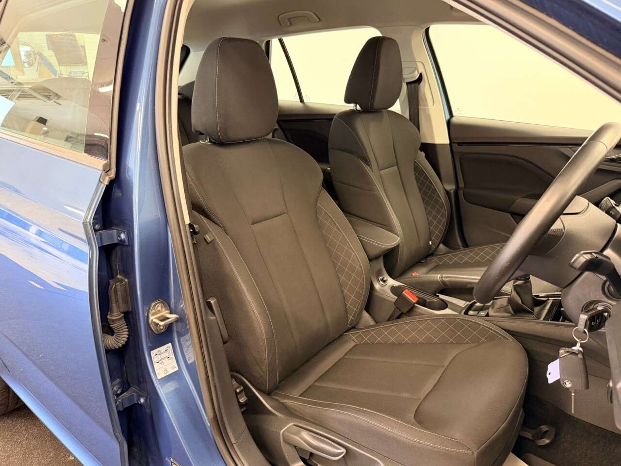 A 2019 SKODA KAMIQ 1.0 TSI SE 95 BHP + PARKING SENSORS + APPLE CAR PLAY SIX MONTH WARRANTY JUN A 2019 SKODA KAMIQ 1.0 TSI SE 95 BHP + PARKING SENSORS + APPLE CAR PLAY SIX MONTH WARRANTY JUN