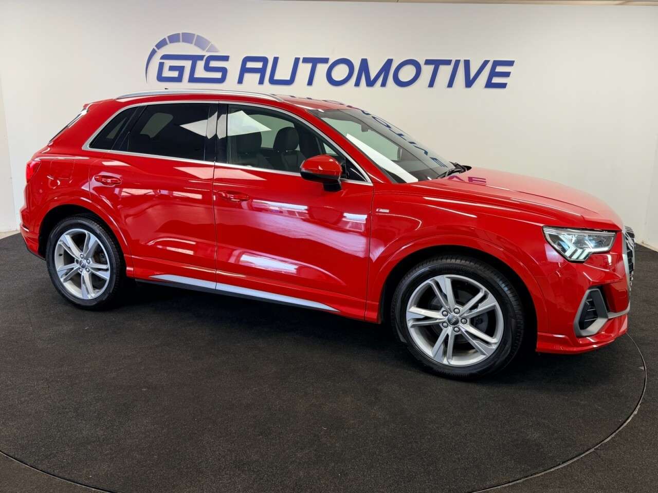 A 2020 AUDI Q3 1.5 TFSI CoD 35 S-LINE S-TRONIC 150 BHP + SAT NAV + B&O + CAMERA + HEATED S A 2020 AUDI Q3 1.5 TFSI CoD 35 S-LINE S-TRONIC 150 BHP + SAT NAV + B&O + CAMERA + HEATED S