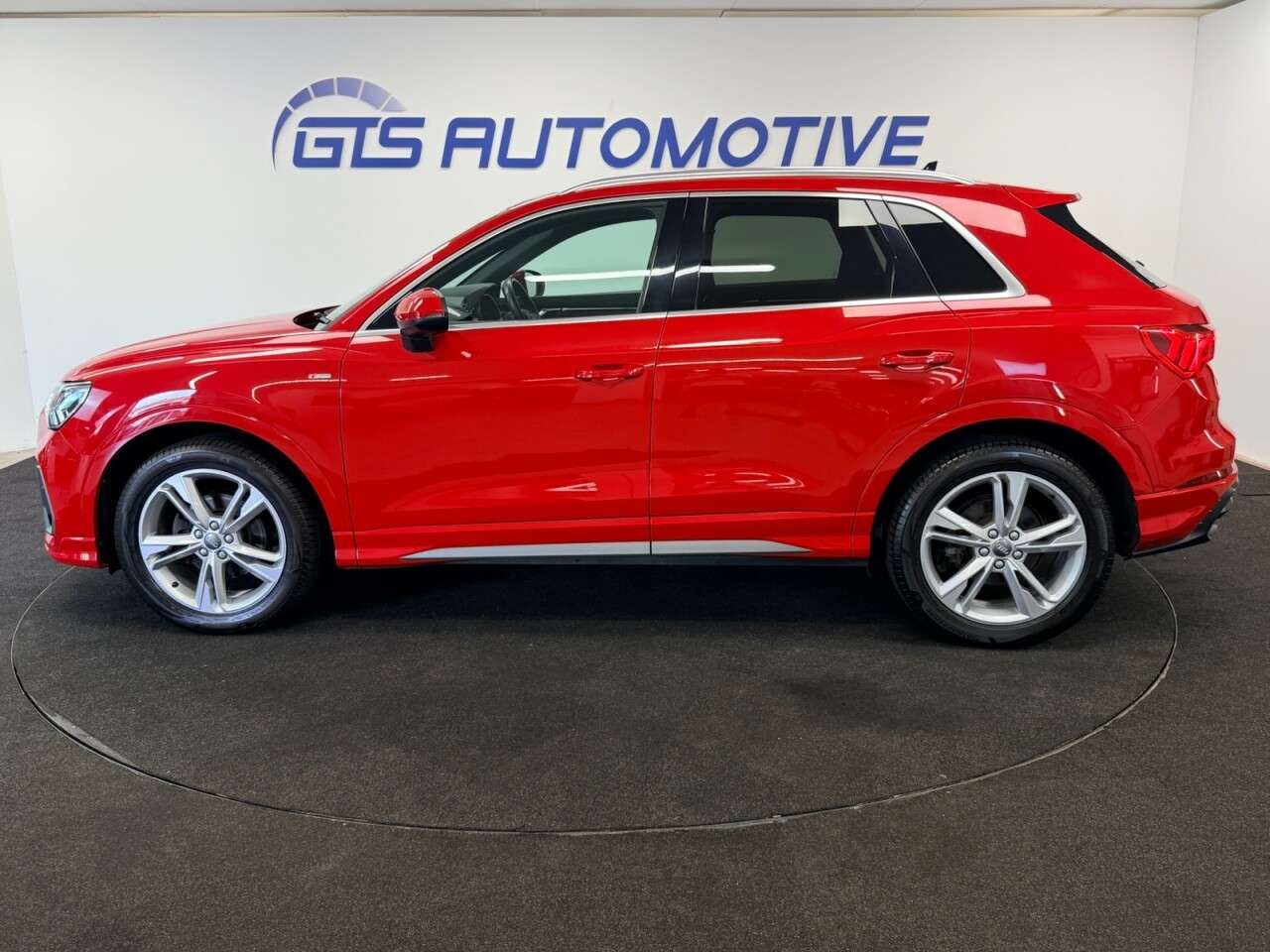 2020 AUDI Q3 2020 AUDI Q3