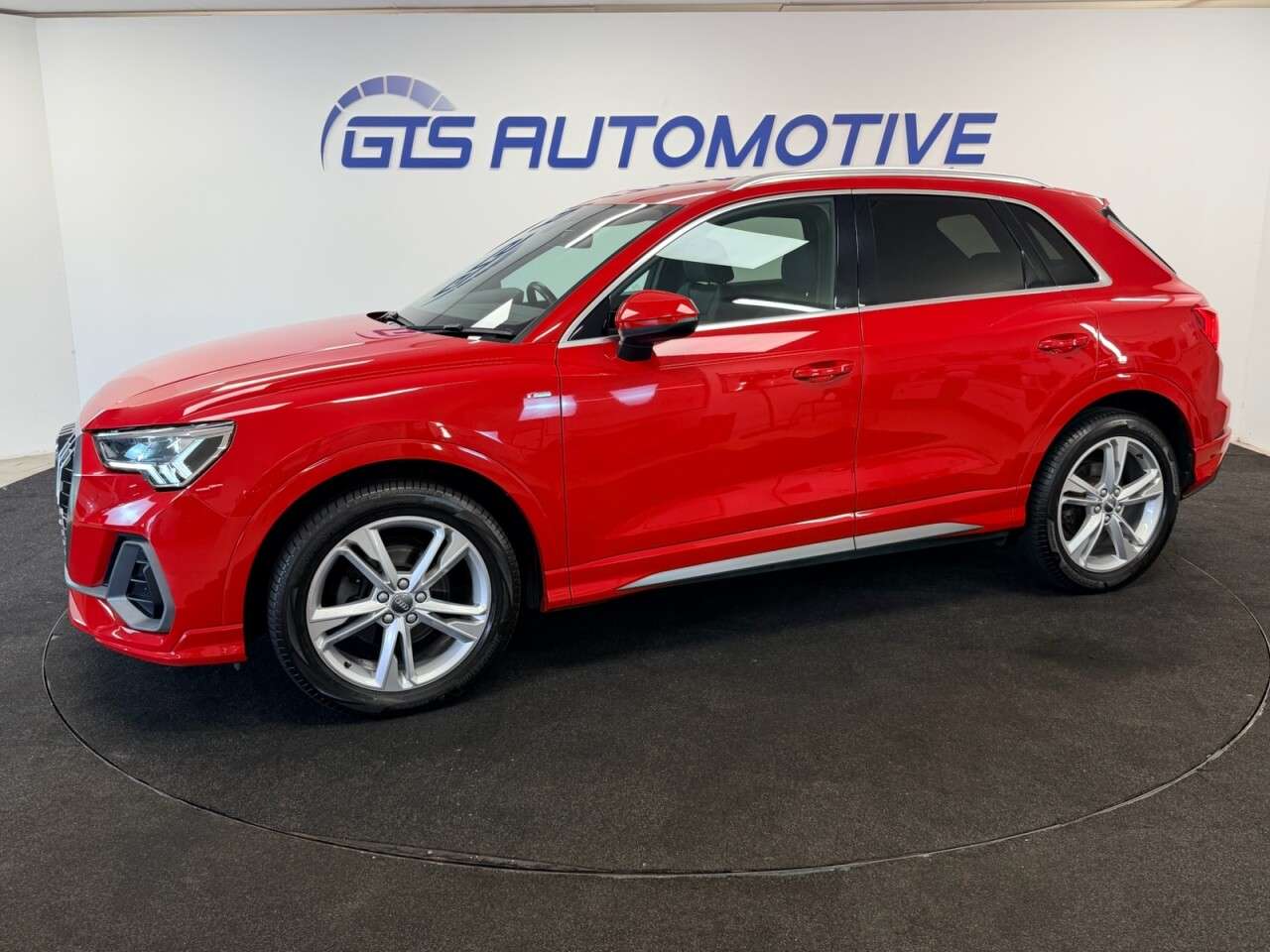 2020 AUDI Q3 2020 AUDI Q3