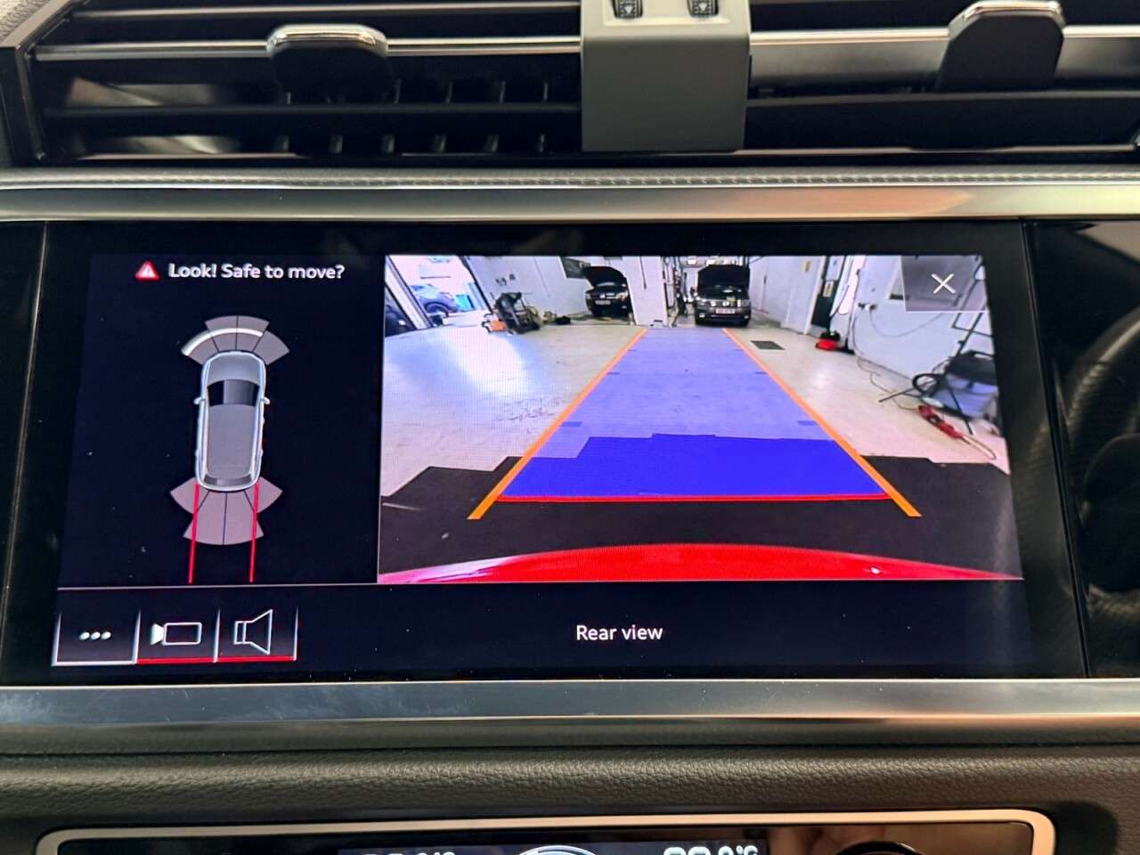 2020 AUDI Q3 2020 AUDI Q3