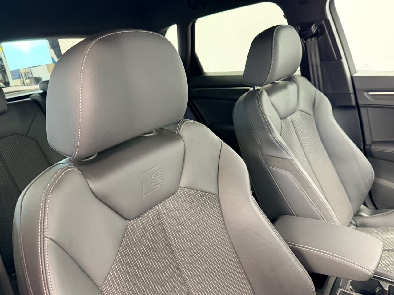2020 AUDI Q3 2020 AUDI Q3