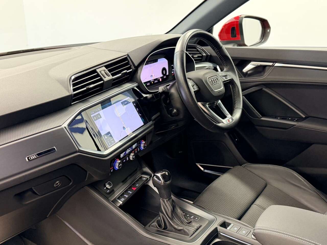 2020 AUDI Q3 2020 AUDI Q3