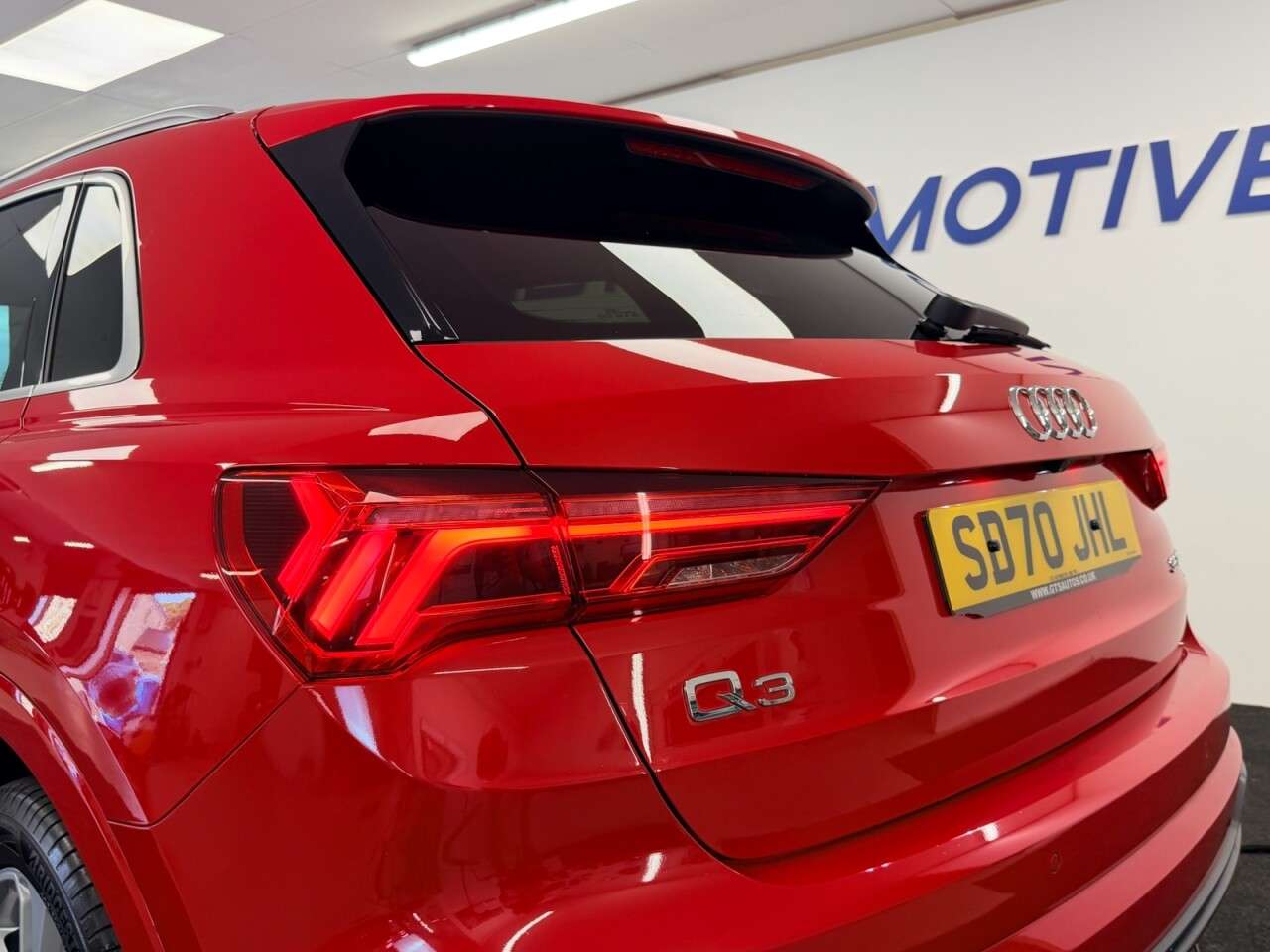 2020 AUDI Q3 2020 AUDI Q3
