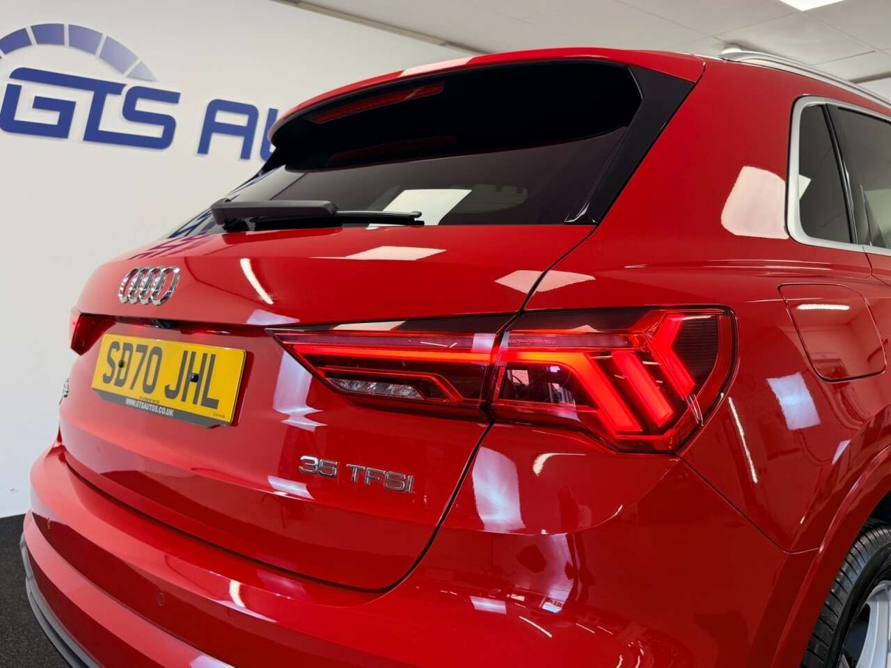 2020 AUDI Q3 2020 AUDI Q3