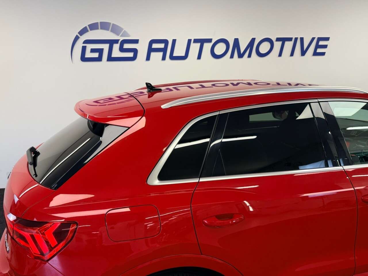2020 AUDI Q3 2020 AUDI Q3