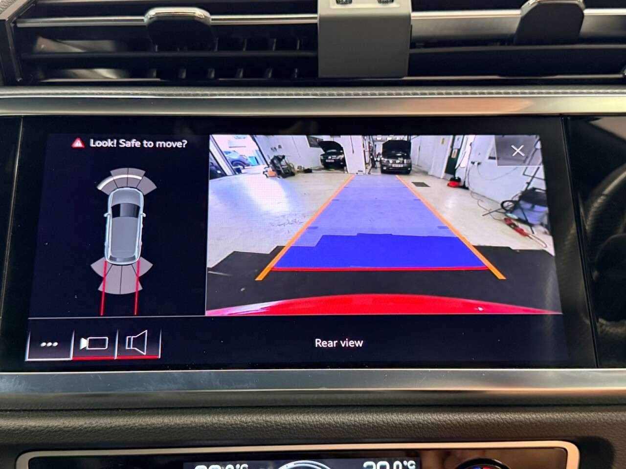 2020 AUDI Q3 2020 AUDI Q3