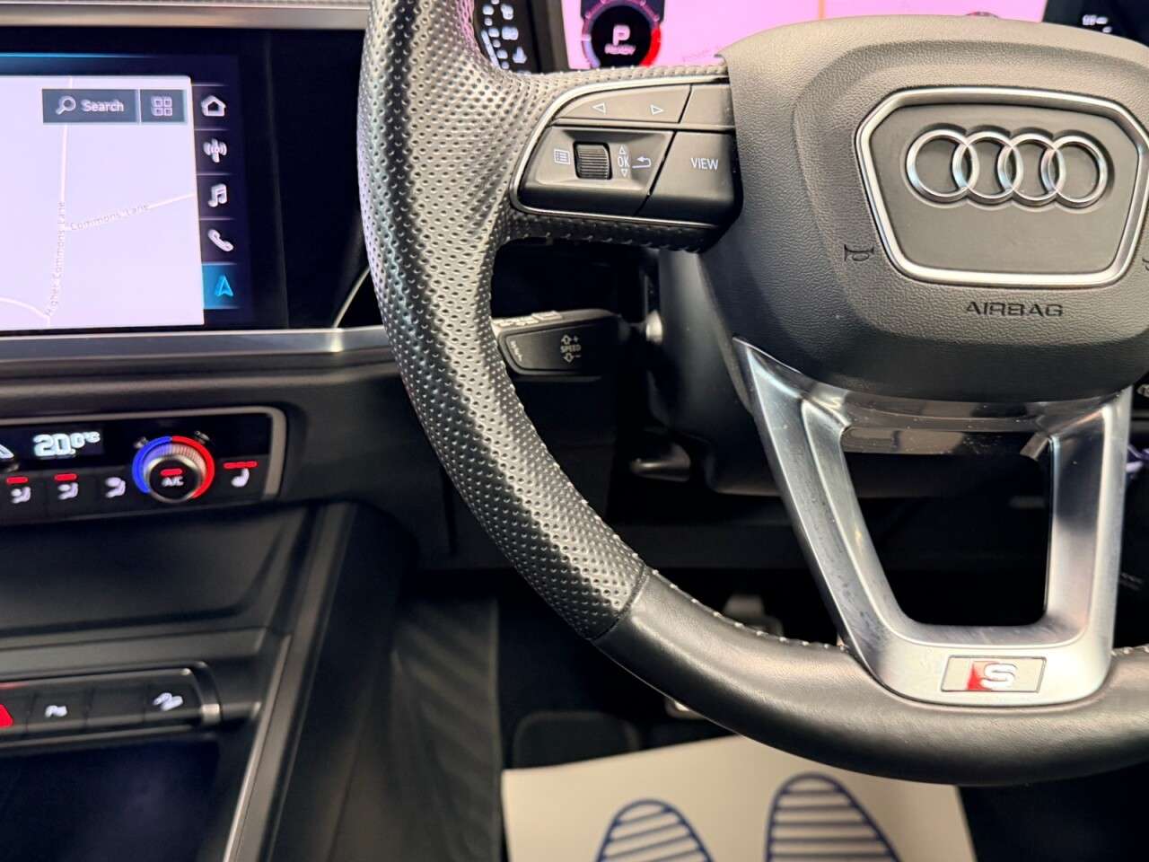2020 AUDI Q3 2020 AUDI Q3