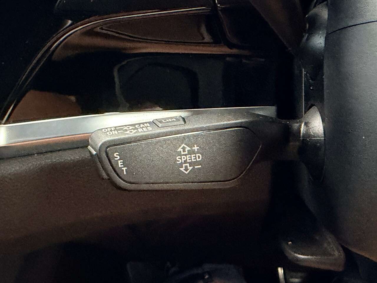 2020 AUDI Q3 2020 AUDI Q3