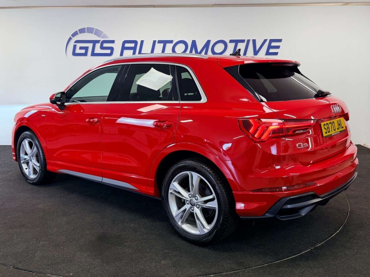 2020 AUDI Q3 2020 AUDI Q3