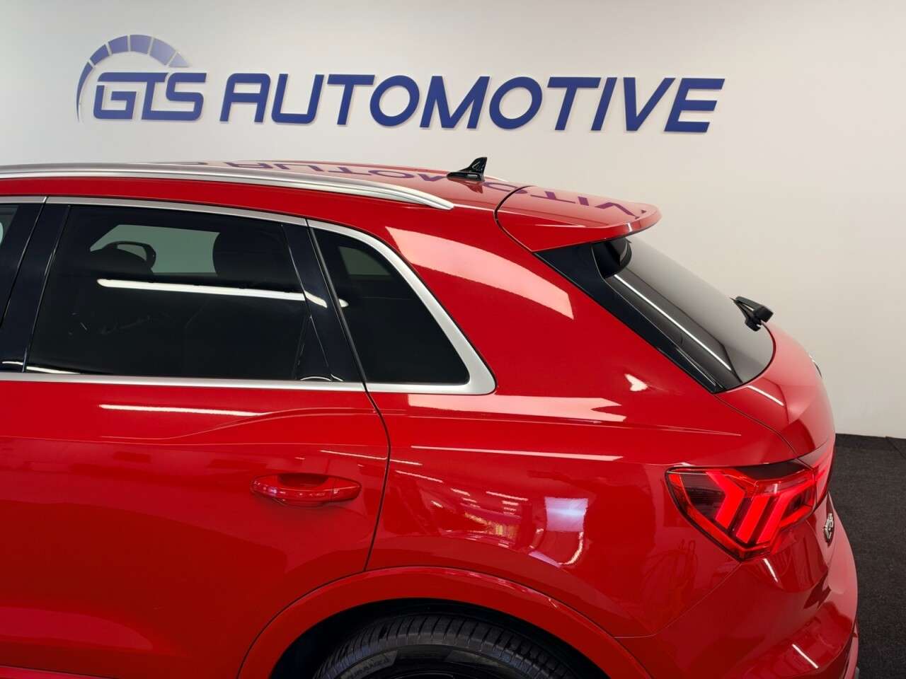 2020 AUDI Q3 2020 AUDI Q3
