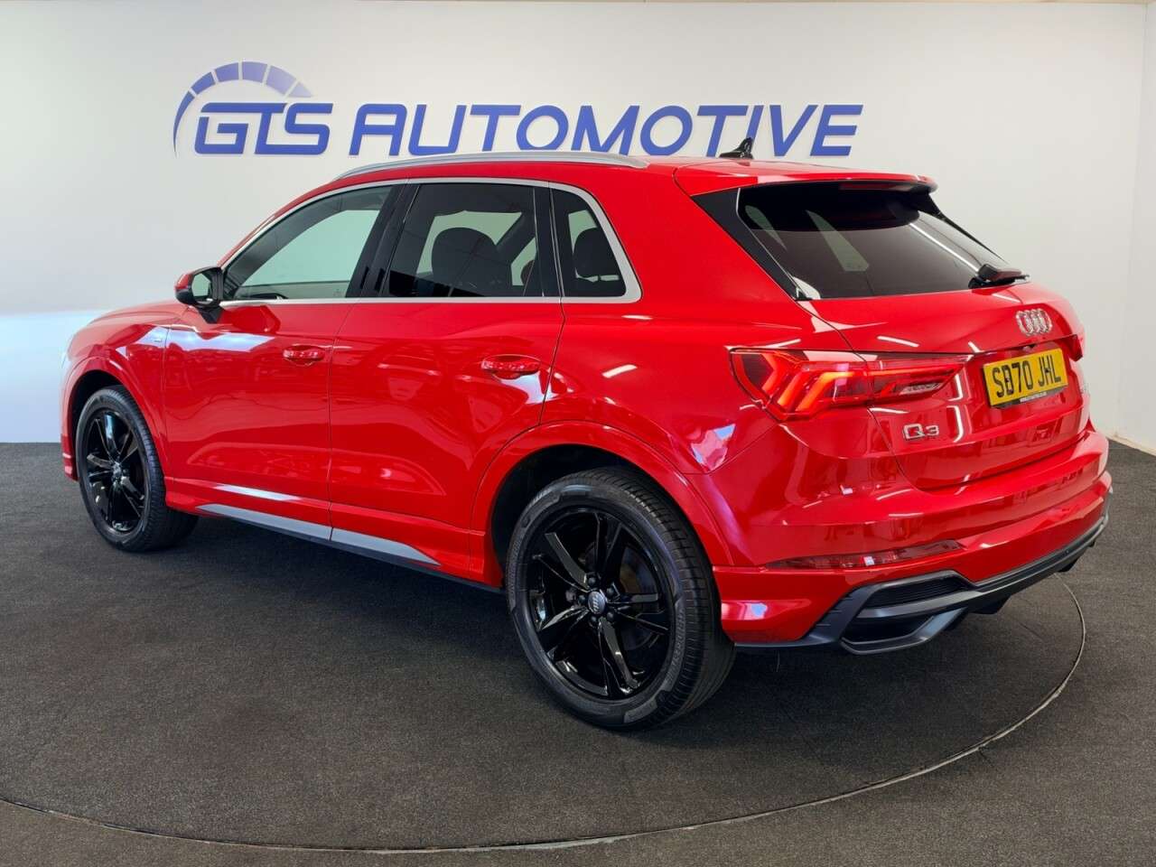 2020 AUDI Q3 2020 AUDI Q3