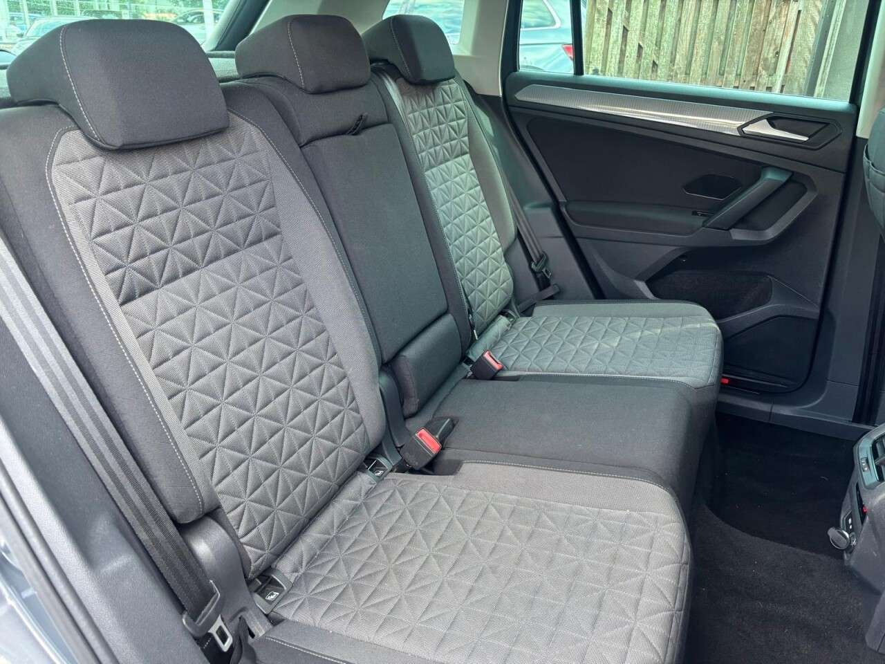 A 2023 VOLKSWAGEN TIGUAN 1.5 TSI LIFE DSG AUTO 150 BHP + SAT NAV A 2023 VOLKSWAGEN TIGUAN 1.5 TSI LIFE DSG AUTO 150 BHP + SAT NAV