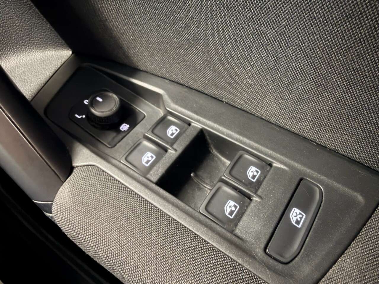 2023 VOLKSWAGEN TIGUAN 2023 VOLKSWAGEN TIGUAN
