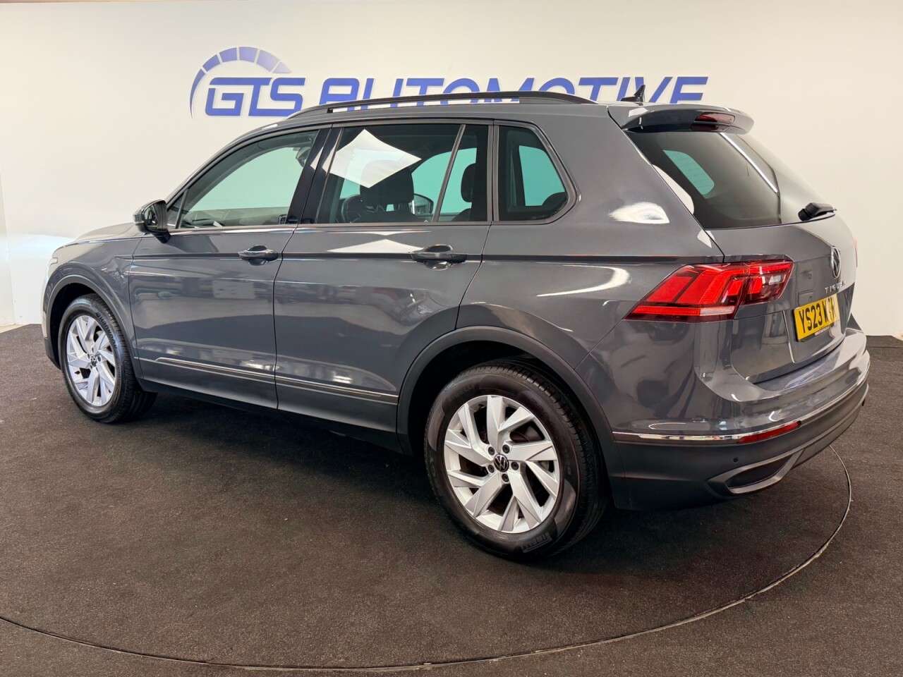 2023 VOLKSWAGEN TIGUAN 2023 VOLKSWAGEN TIGUAN