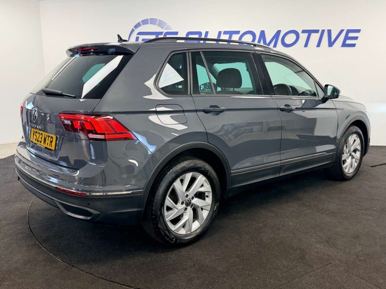 2023 VOLKSWAGEN TIGUAN 2023 VOLKSWAGEN TIGUAN