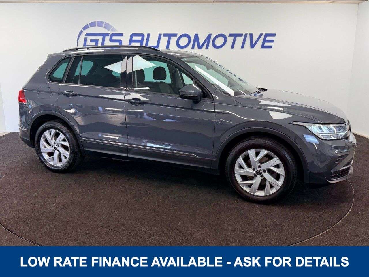 A 2023 VOLKSWAGEN TIGUAN 1.5 TSI LIFE DSG AUTO 150 BHP + SAT NAV + PARKING SENSORS SIX MONTH WARRANT A 2023 VOLKSWAGEN TIGUAN 1.5 TSI LIFE DSG AUTO 150 BHP + SAT NAV + PARKING SENSORS SIX MONTH WARRANT