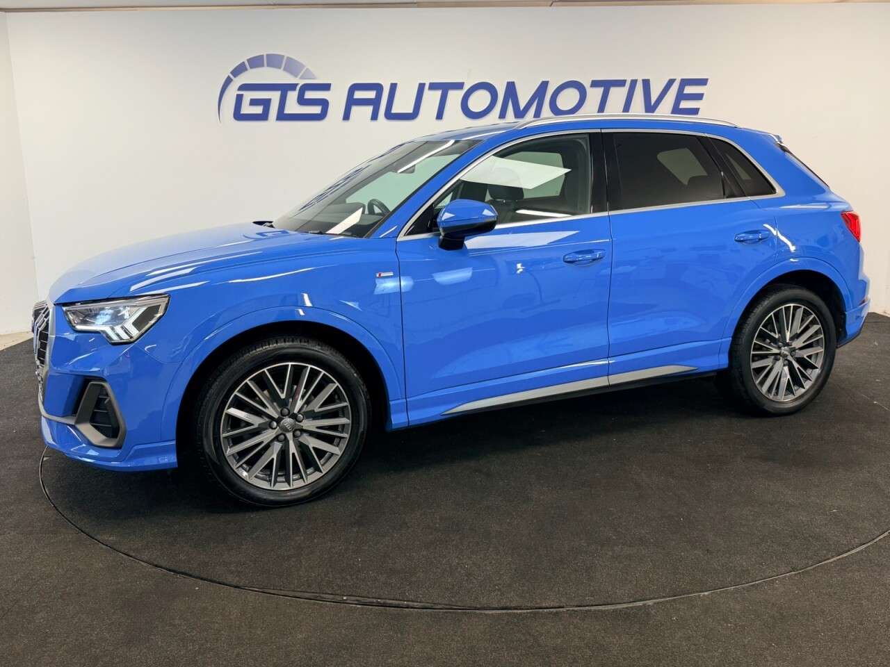 2019 AUDI Q3 2019 AUDI Q3
