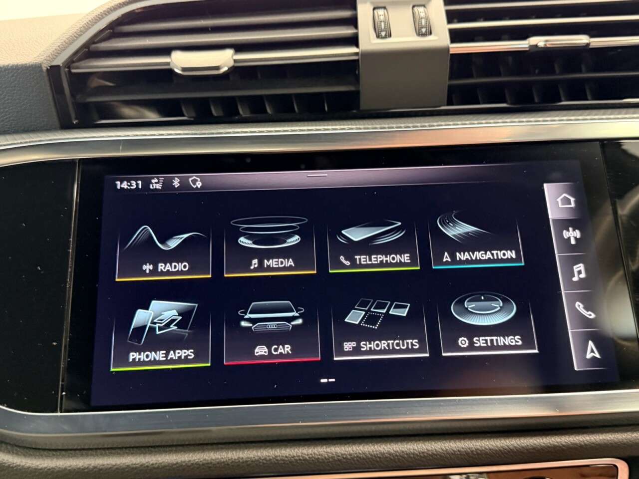2019 AUDI Q3 2019 AUDI Q3