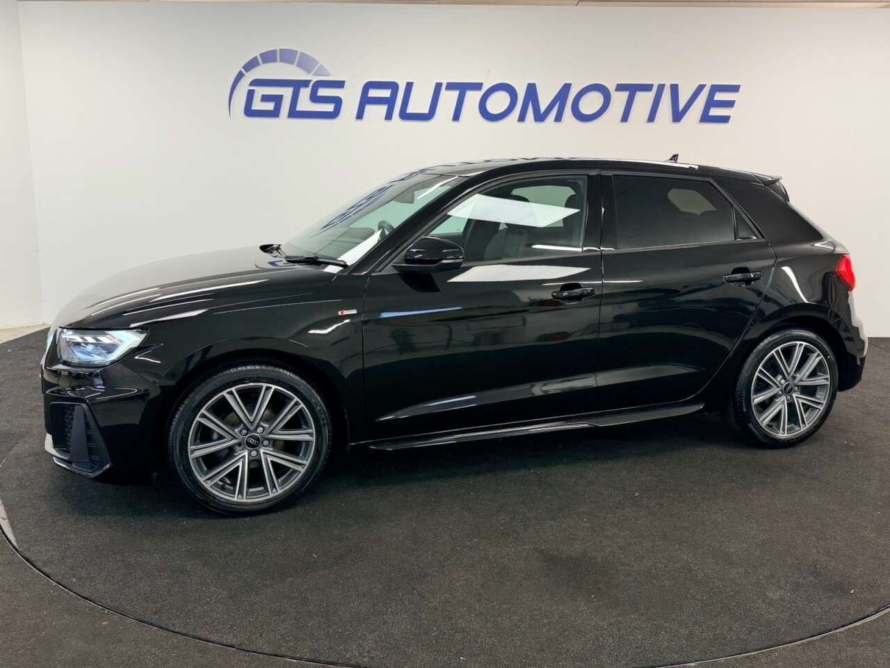 2024 AUDI A1 2024 AUDI A1