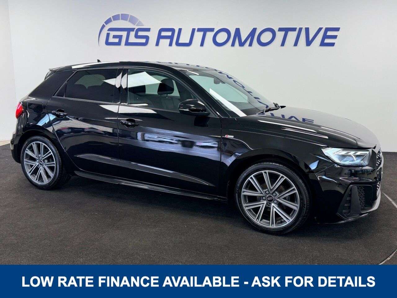 A 2024 AUDI A1 SPORTBACK 1.0 TFSI 25 S-LINE FIVE DOOR 95 BHP + APPLE CAR PLAY SIX WARRANTY A 2024 AUDI A1 SPORTBACK 1.0 TFSI 25 S-LINE FIVE DOOR 95 BHP + APPLE CAR PLAY SIX WARRANTY
