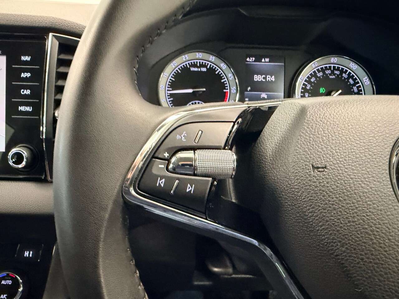 2022 SKODA KAROQ 2022 SKODA KAROQ