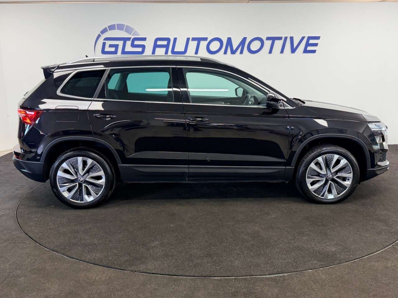 2023 SKODA KAROQ 2023 SKODA KAROQ