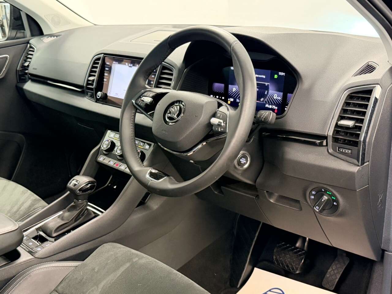 2023 SKODA KAROQ 2023 SKODA KAROQ