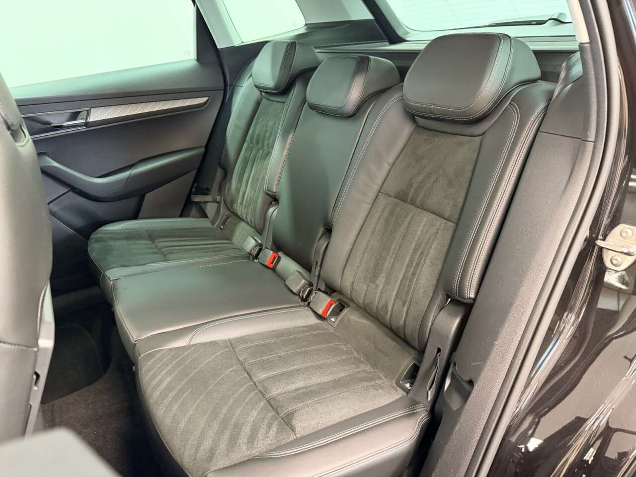 2023 SKODA KAROQ 2023 SKODA KAROQ