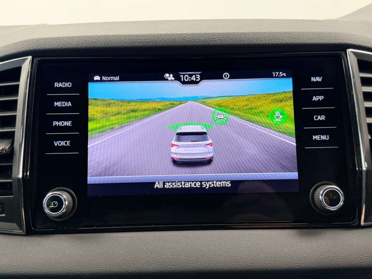 2023 SKODA KAROQ 2023 SKODA KAROQ