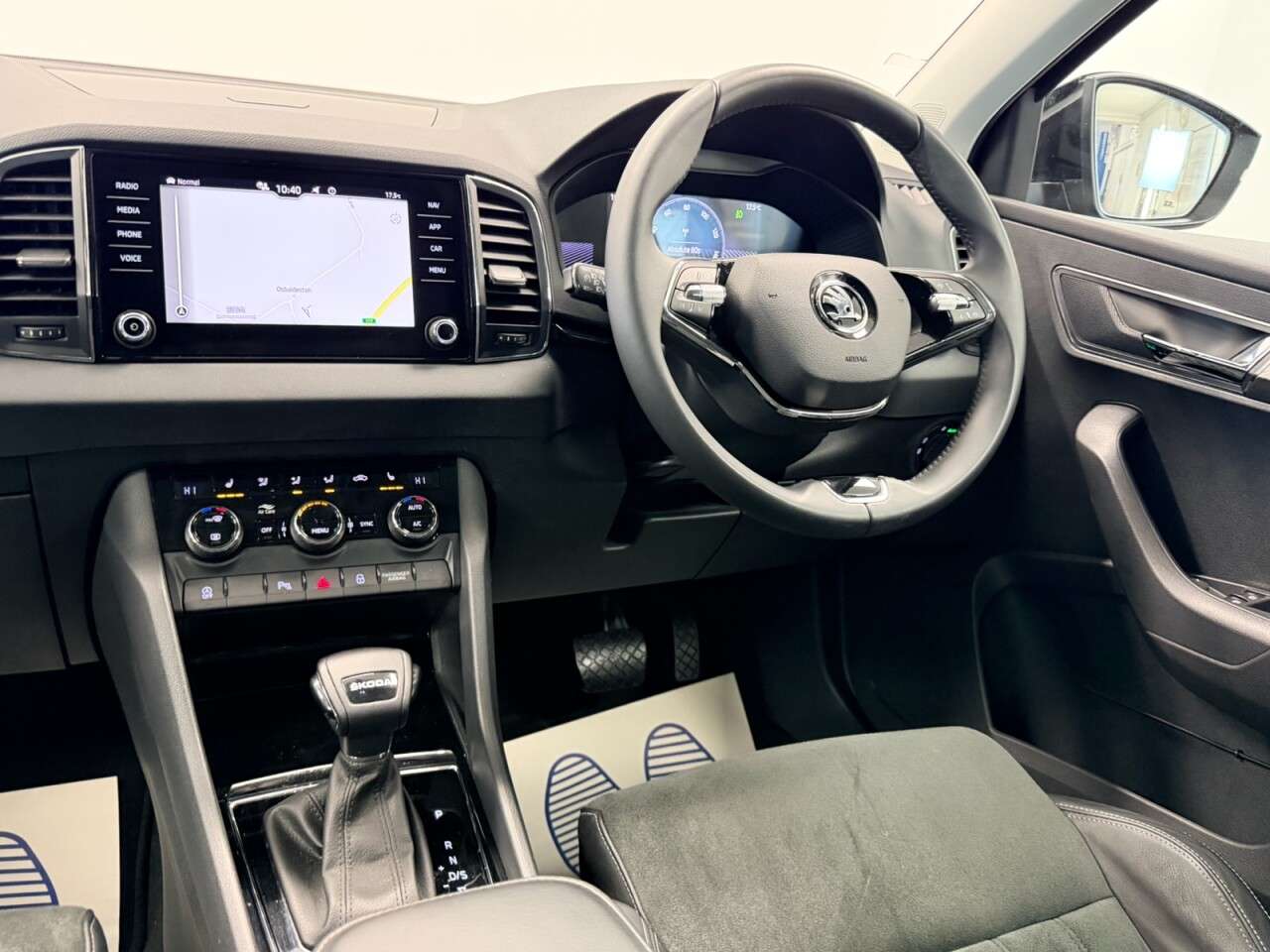 2023 SKODA KAROQ 2023 SKODA KAROQ