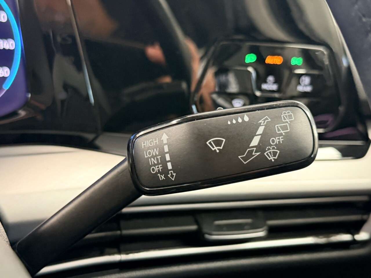 2020 VOLKSWAGEN GOLF 2020 VOLKSWAGEN GOLF
