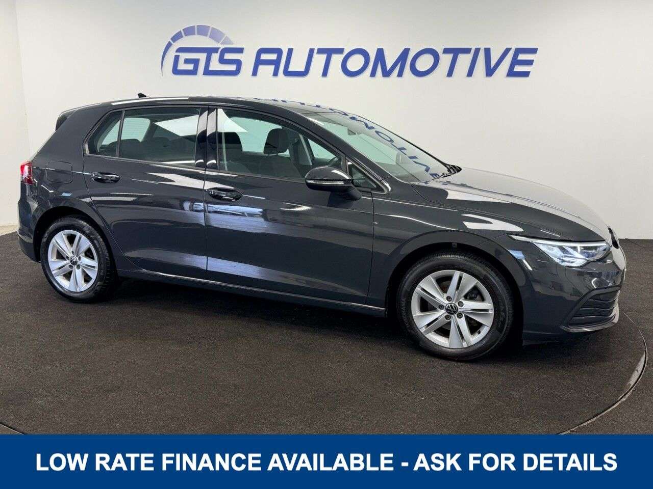 A 2020 VOLKSWAGEN GOLF 1.5 TSI LIFE FIVE DOOR 130 BHP + SAT NAV + PARKING SENSORS SIX MONTH WARRAN A 2020 VOLKSWAGEN GOLF 1.5 TSI LIFE FIVE DOOR 130 BHP + SAT NAV + PARKING SENSORS SIX MONTH WARRAN