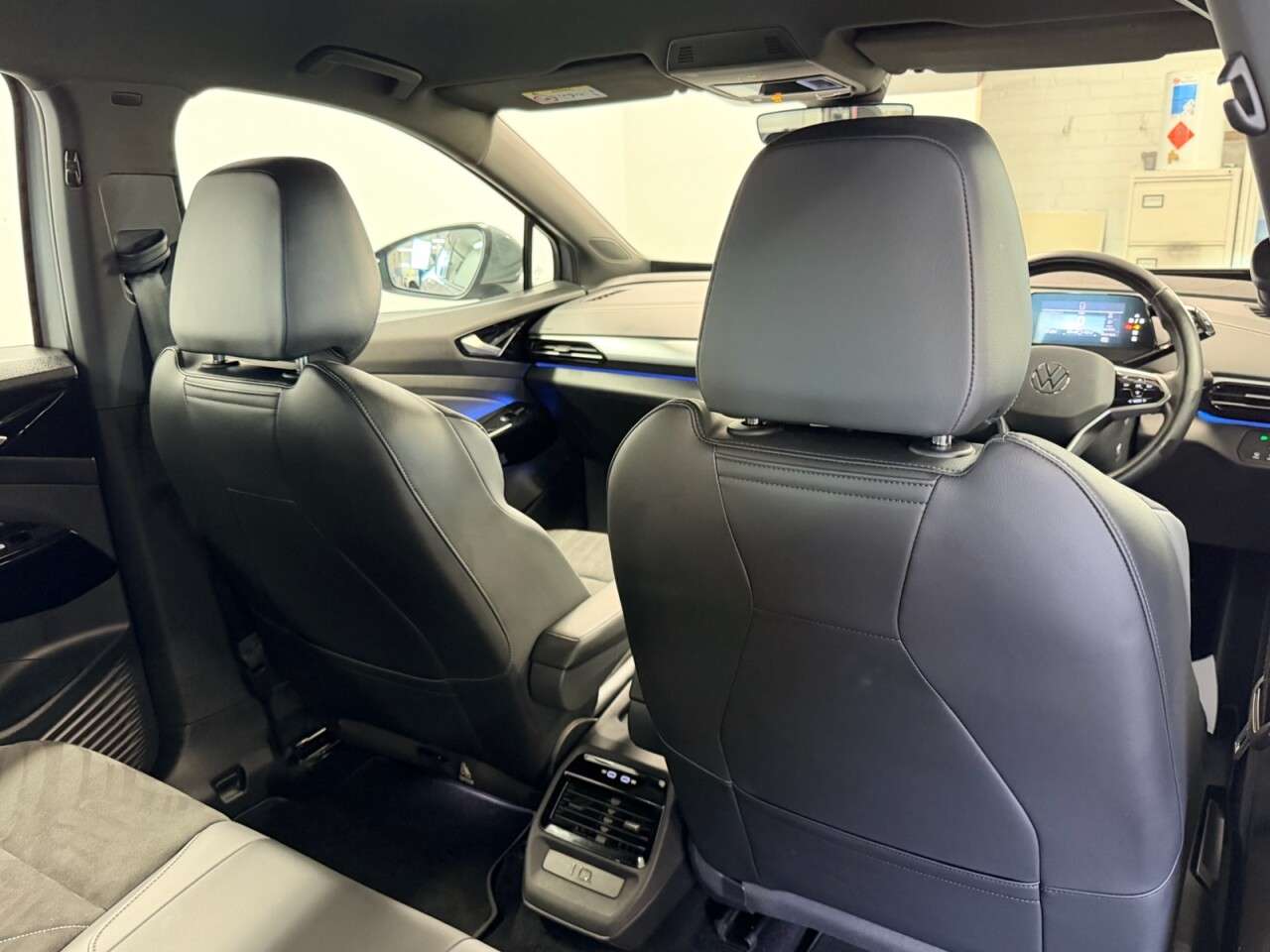 2023 VOLKSWAGEN ID.4 2023 VOLKSWAGEN ID.4