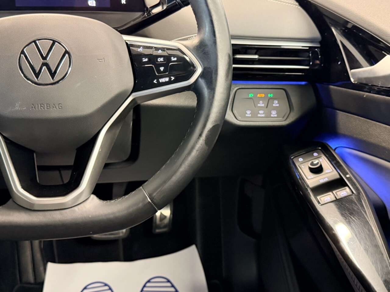 2023 VOLKSWAGEN ID.4 2023 VOLKSWAGEN ID.4