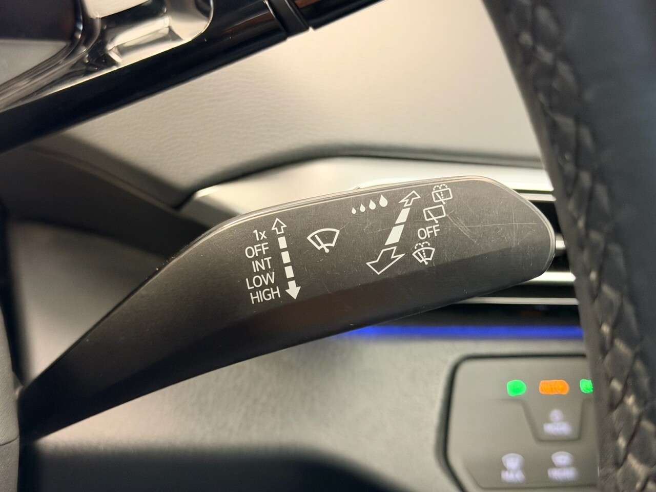 2023 VOLKSWAGEN ID.4 2023 VOLKSWAGEN ID.4
