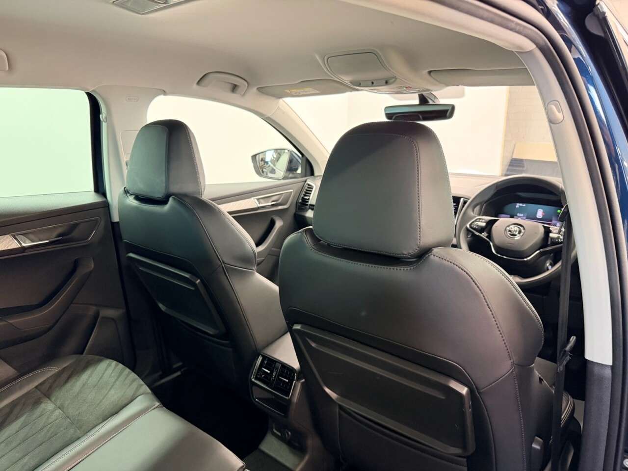 2023 SKODA KAROQ 2023 SKODA KAROQ