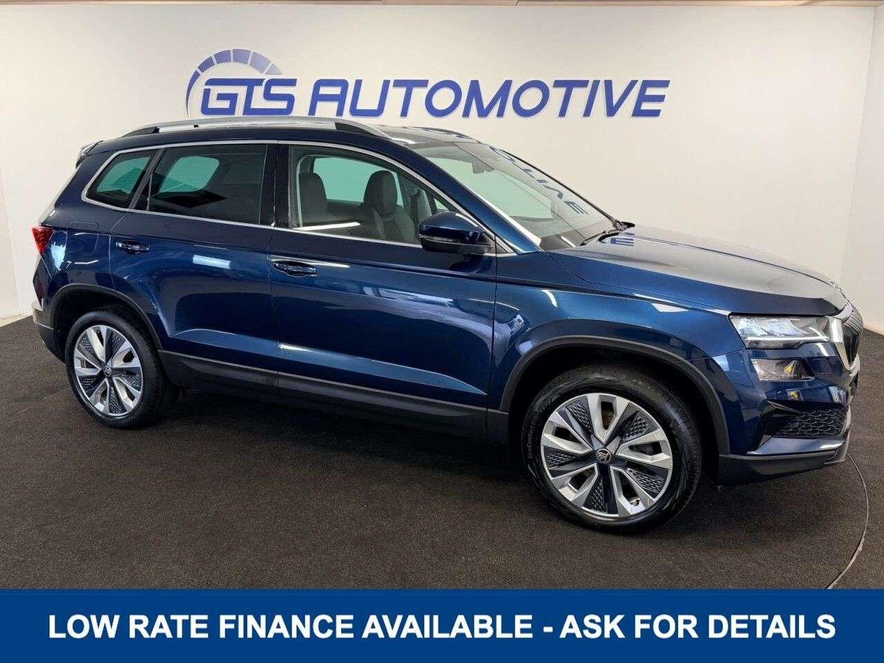 A 2023 SKODA KAROQ 1.5 TSI ACT SE L DSG AUTO 150 BHP + SAT NAV + HEATED SEATS + REAR CAMERA SI A 2023 SKODA KAROQ 1.5 TSI ACT SE L DSG AUTO 150 BHP + SAT NAV + HEATED SEATS + REAR CAMERA SI
