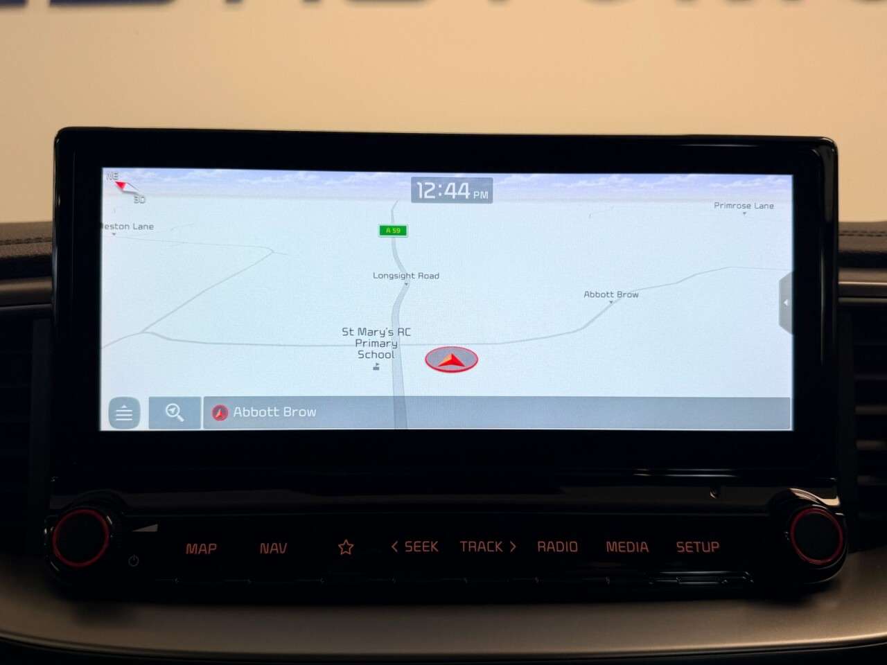 A 2021 KIA CEED 1.0 T-GDi 2 NAVIGATION FIVE DOOR 120 BHP + SAT NAV + REAR CAMERA SIX MONTH A 2021 KIA CEED 1.0 T-GDi 2 NAVIGATION FIVE DOOR 120 BHP + SAT NAV + REAR CAMERA SIX MONTH