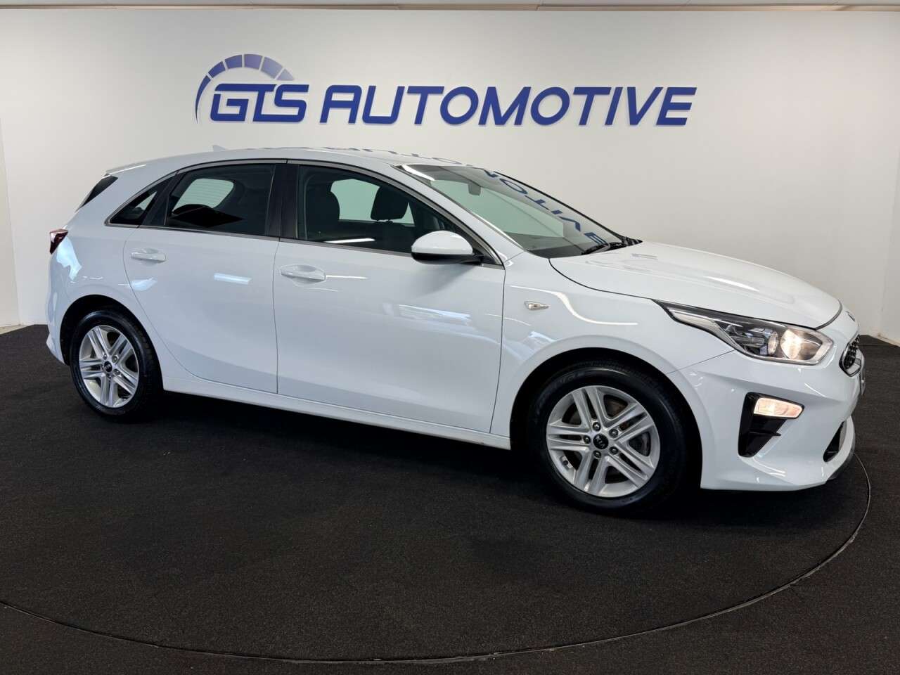 2021 KIA CEED 2021 KIA CEED