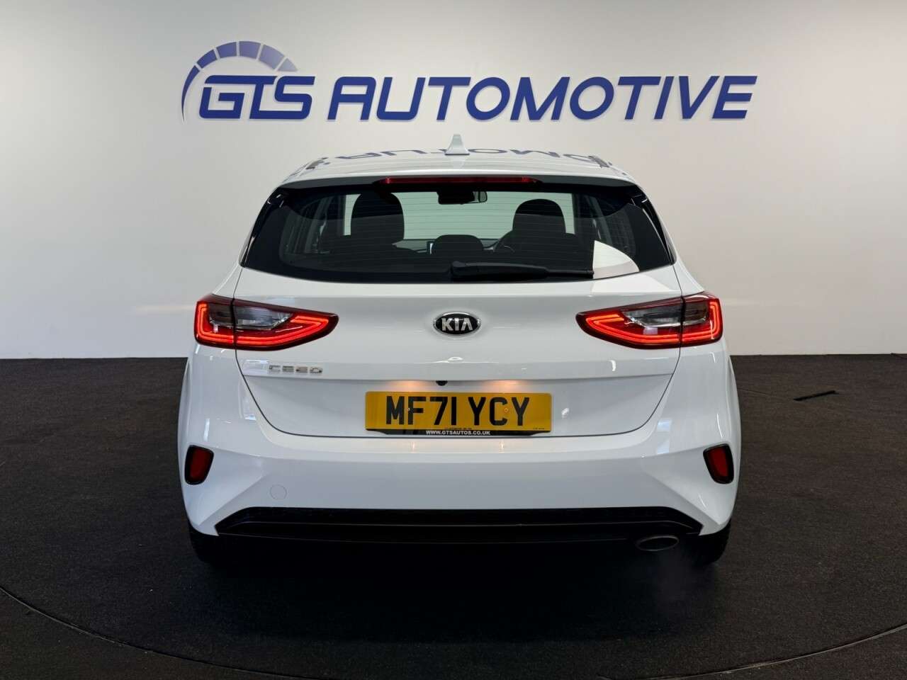 2021 KIA CEED 2021 KIA CEED