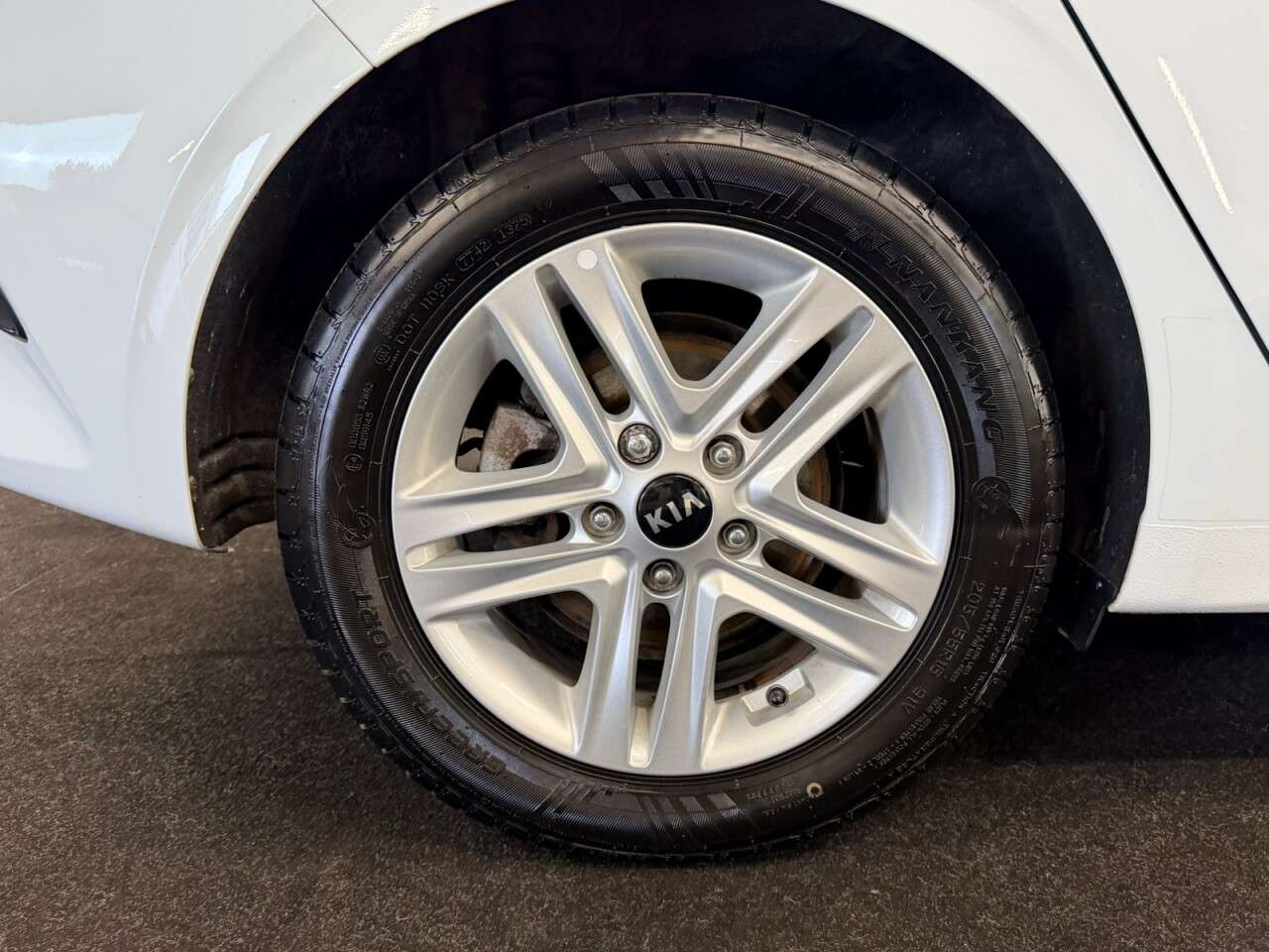 2021 KIA CEED 2021 KIA CEED