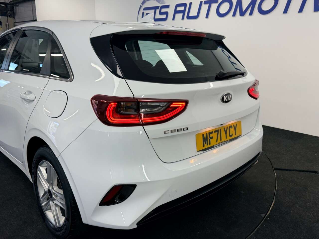 2021 KIA CEED 2021 KIA CEED
