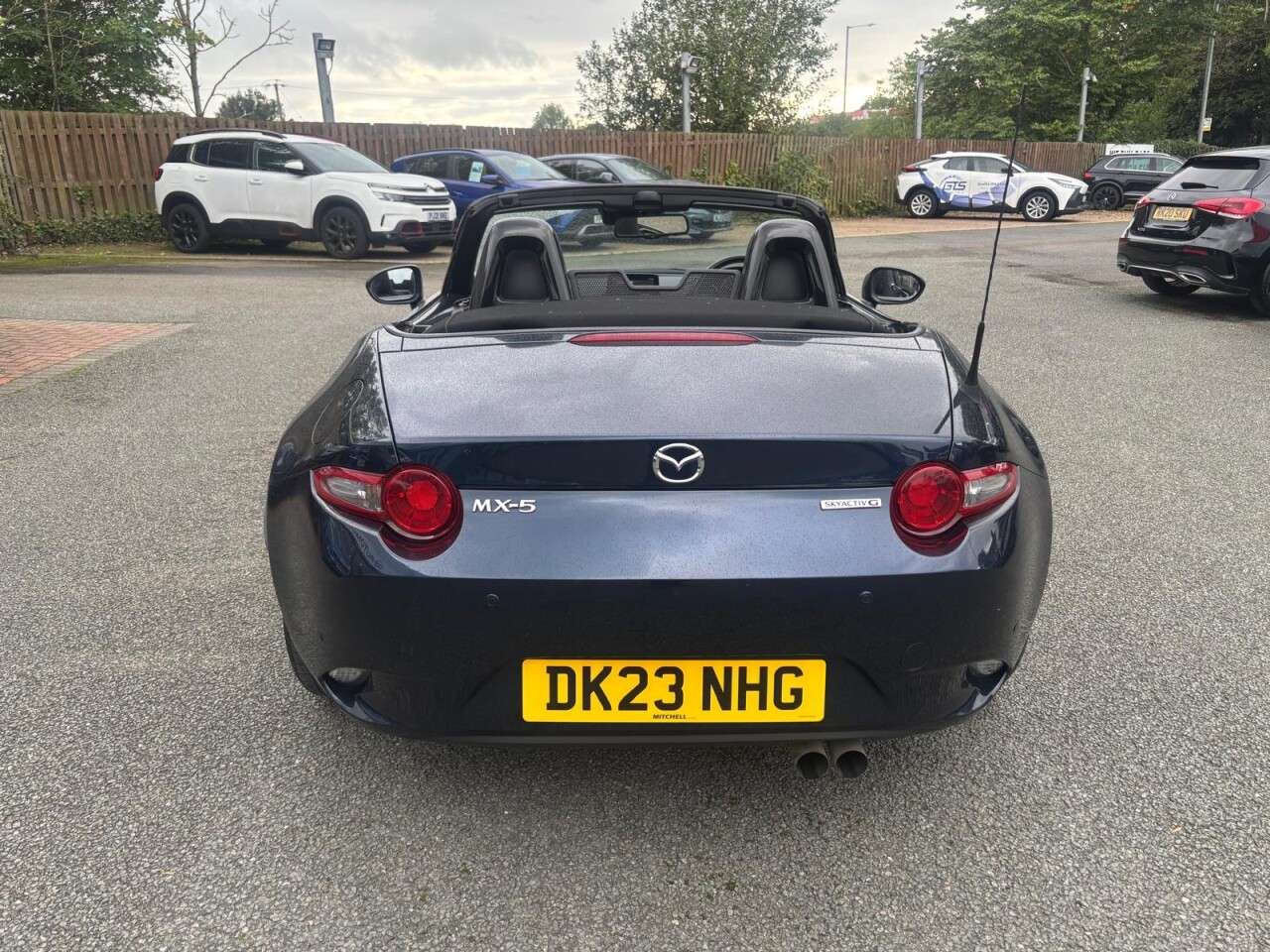 2023 MAZDA MX-5 2023 MAZDA MX-5