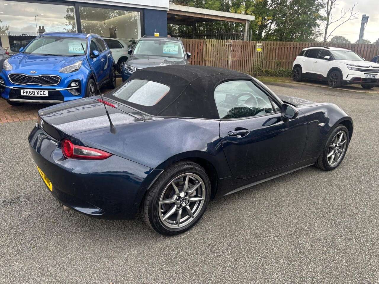 2023 MAZDA MX-5 2023 MAZDA MX-5
