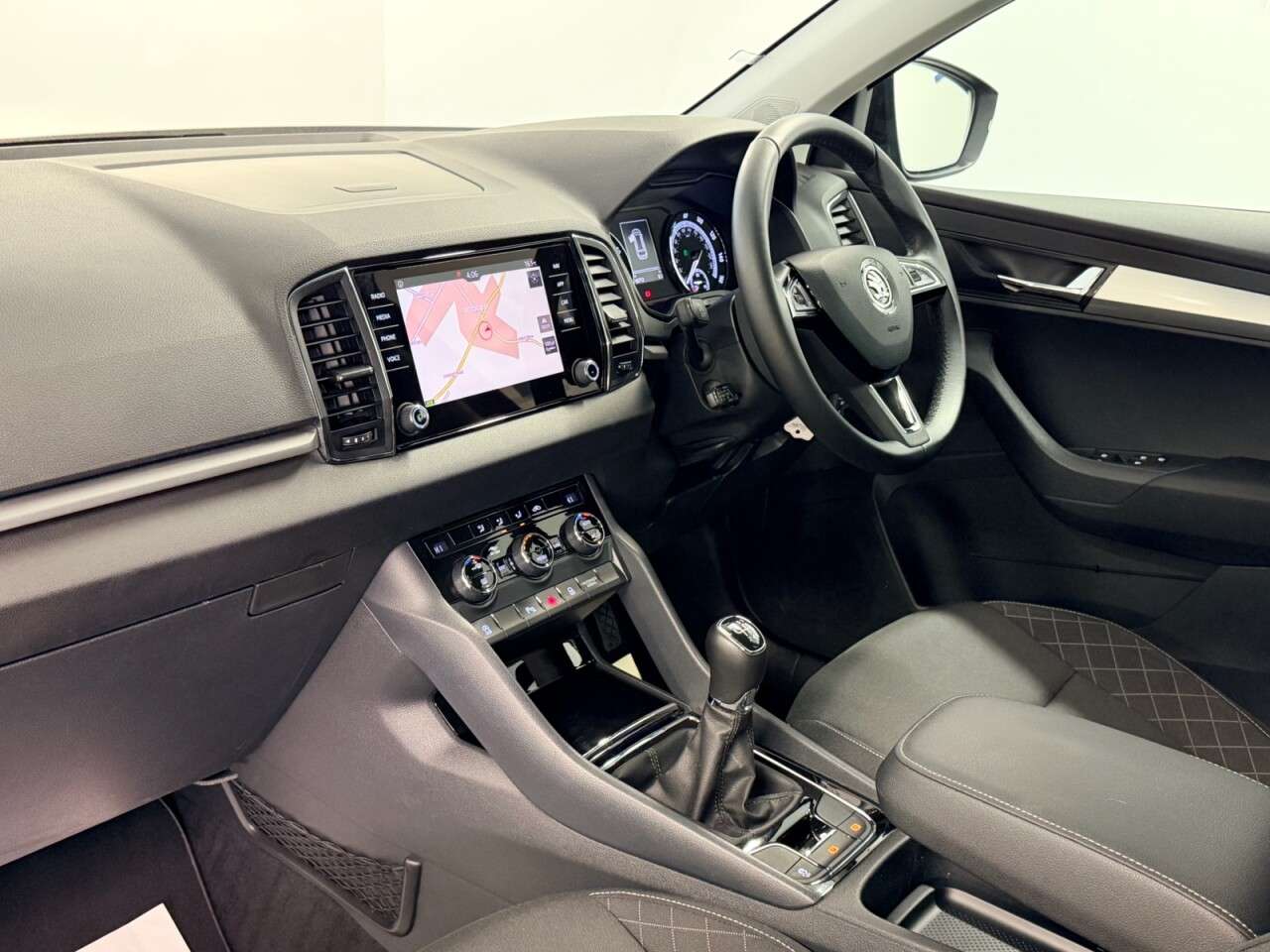 2018 SKODA KAROQ 2018 SKODA KAROQ