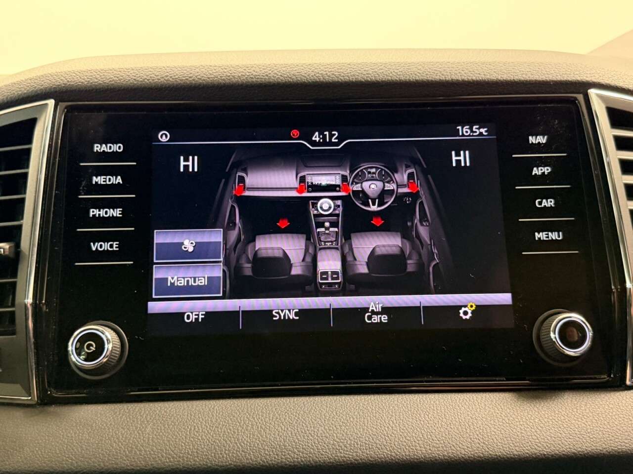 2018 SKODA KAROQ 2018 SKODA KAROQ