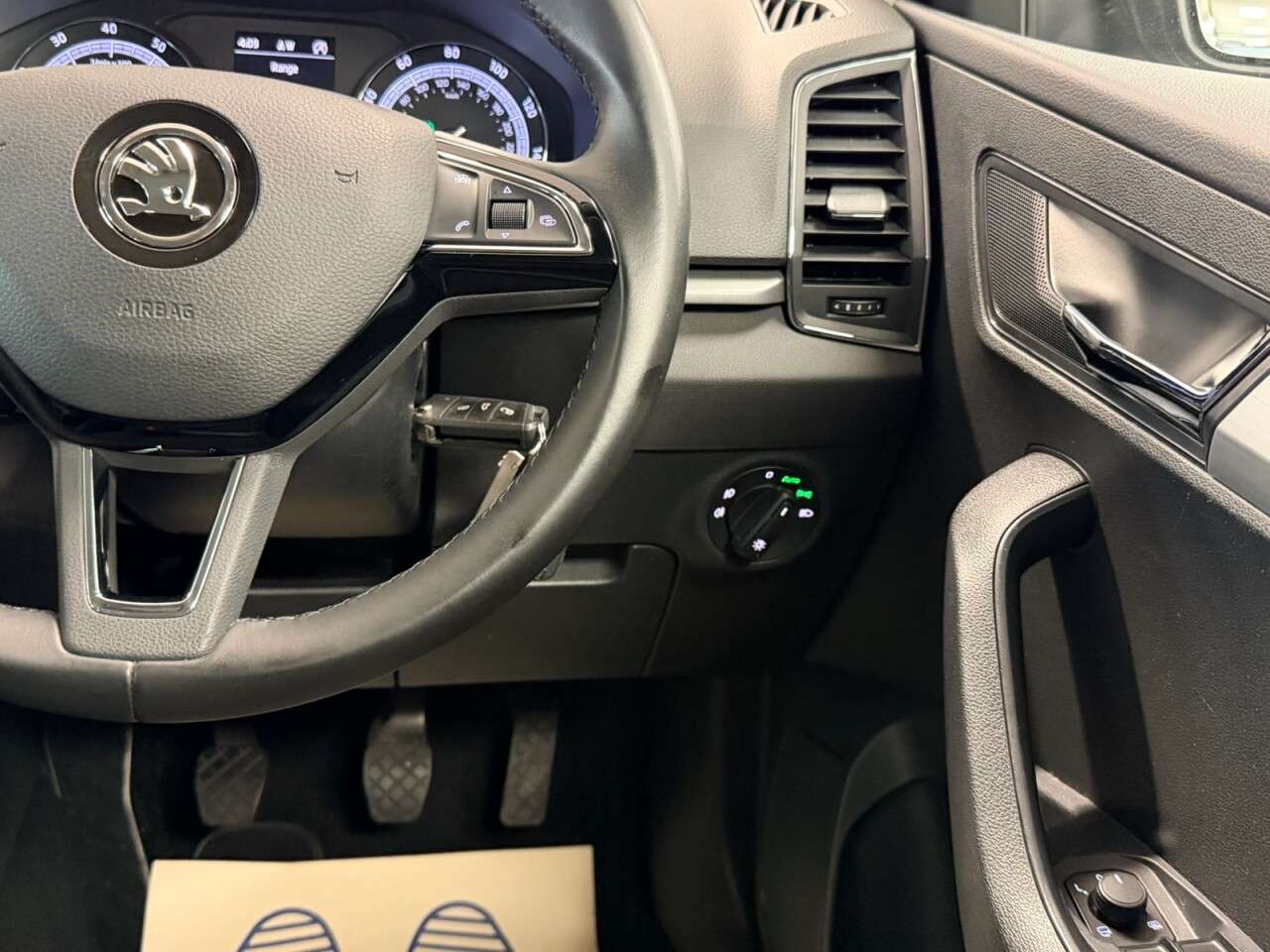 2018 SKODA KAROQ 2018 SKODA KAROQ