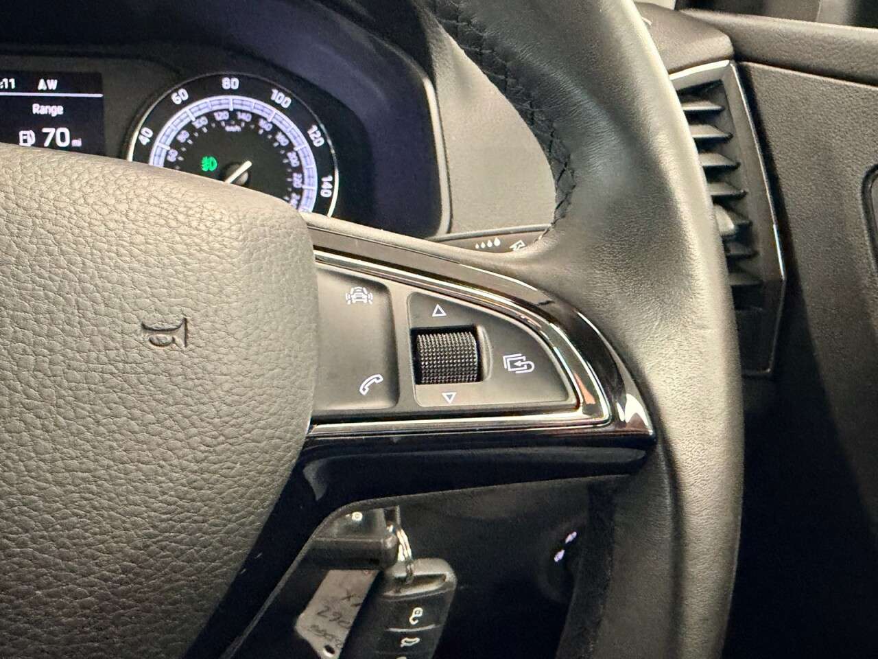 2018 SKODA KAROQ 2018 SKODA KAROQ